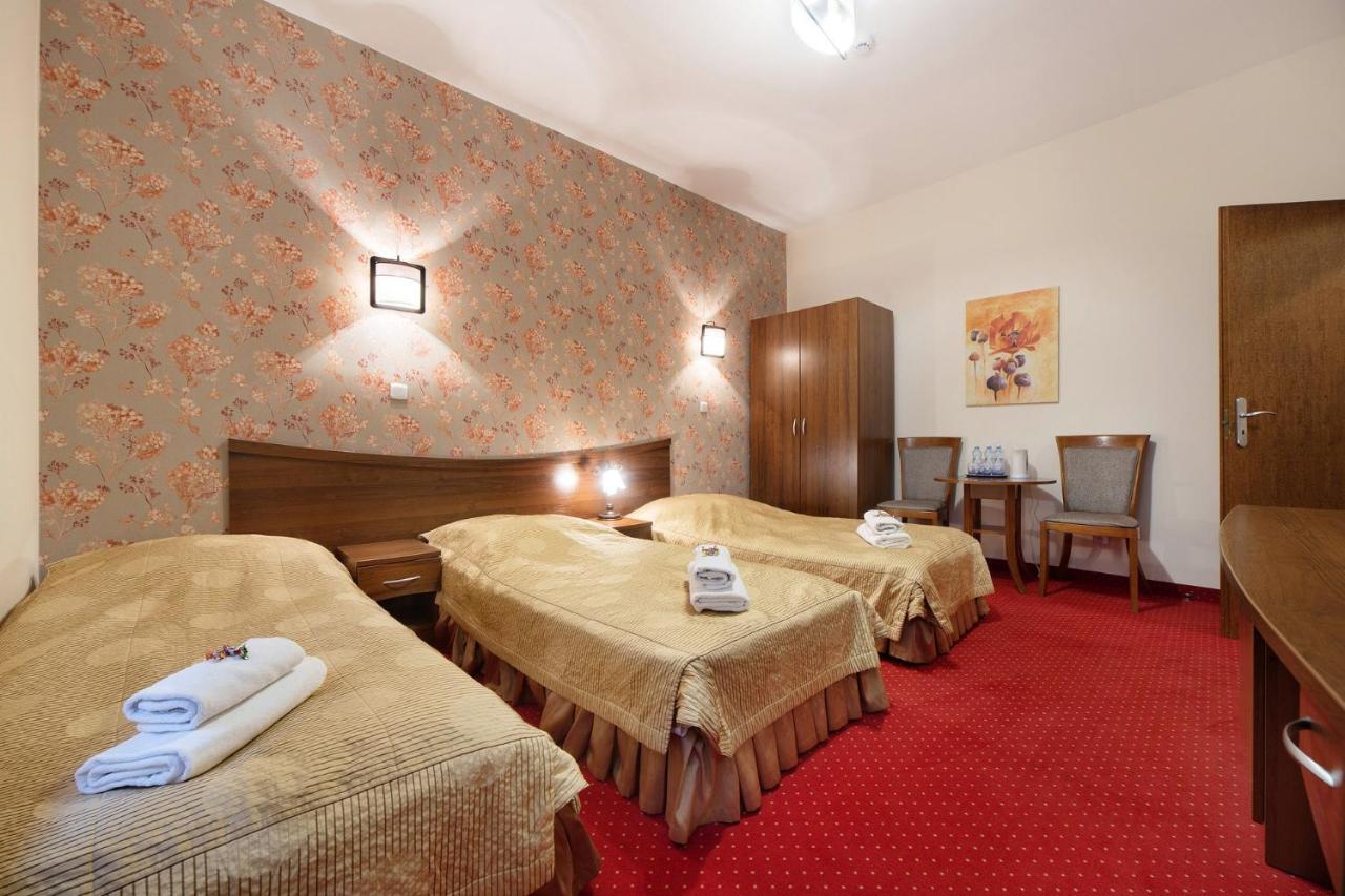 Osrodek Wypoczynkowy Amadeusz Hotel Krynica Zdroj Exterior photo